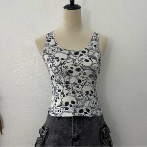 Skull tank